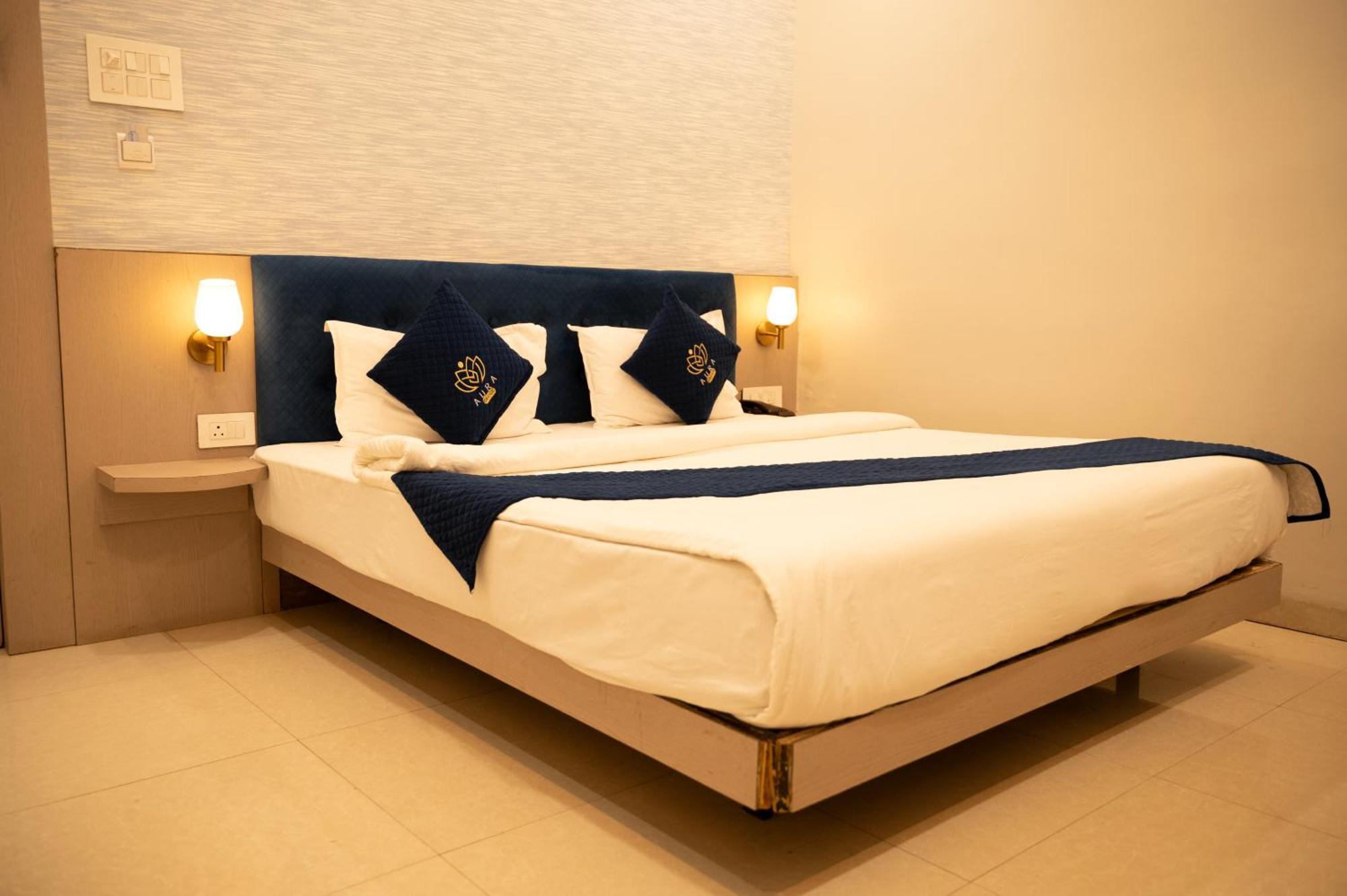 Hotel Manaal Akolia Buitenkant foto