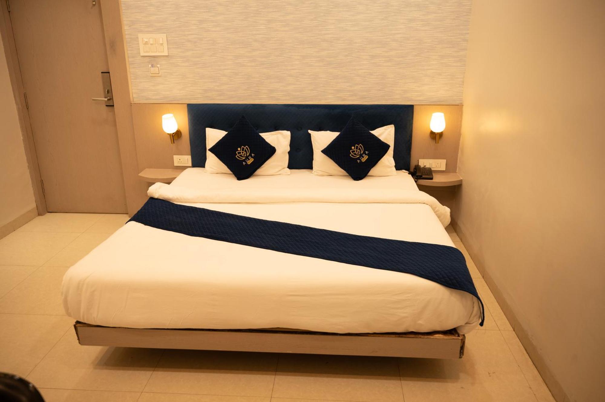 Hotel Manaal Akolia Buitenkant foto