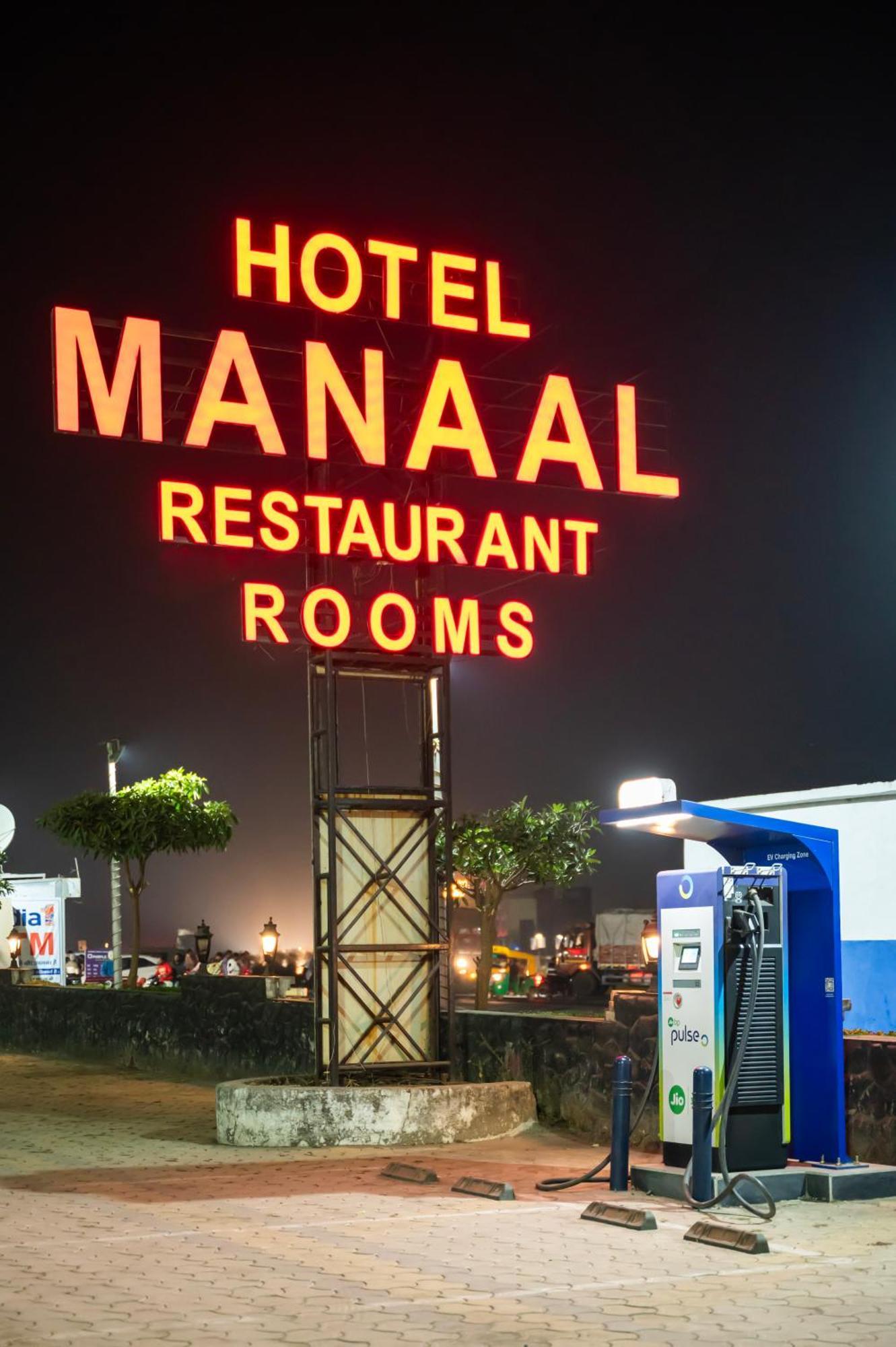 Hotel Manaal Akolia Buitenkant foto