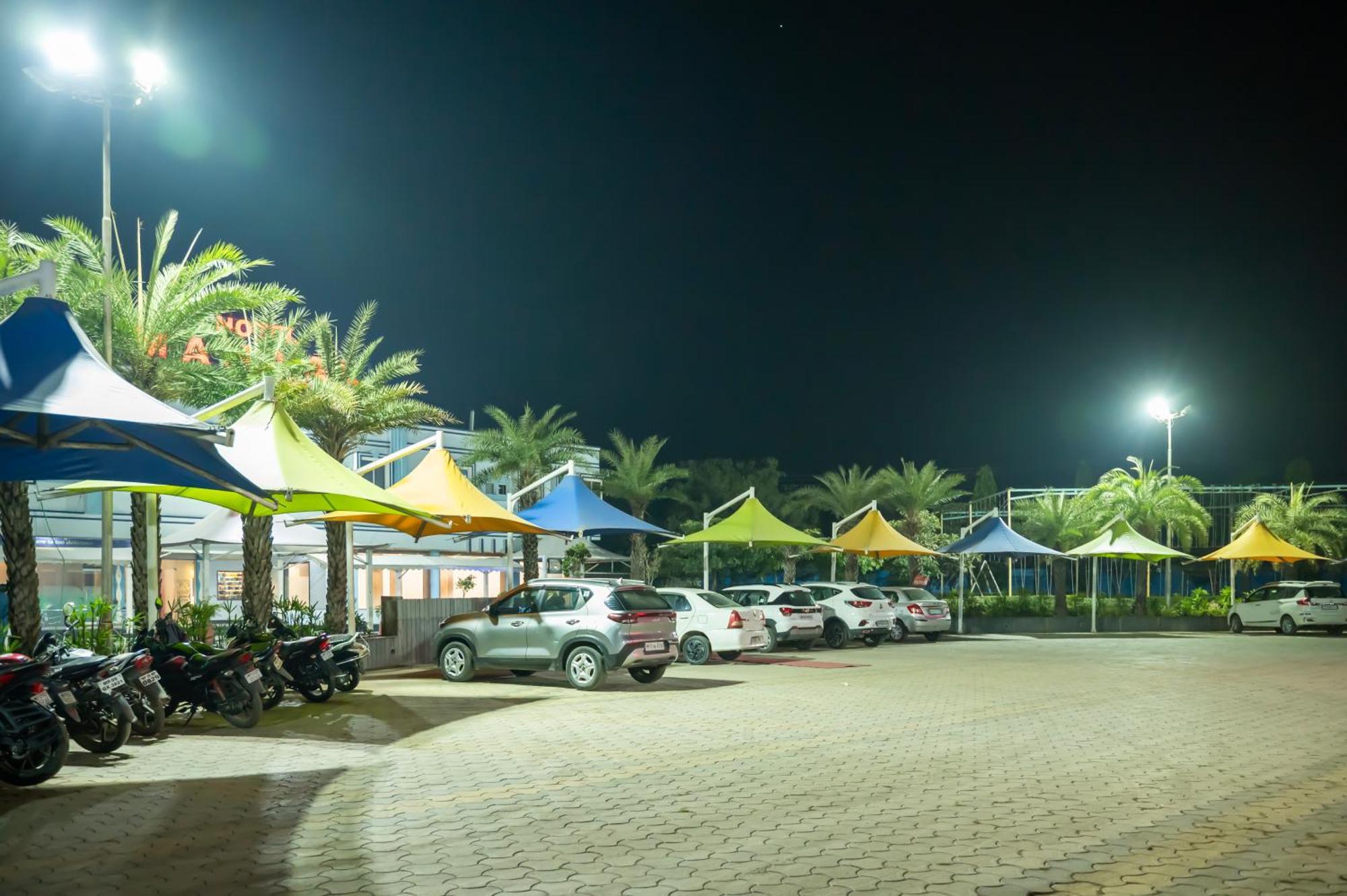 Hotel Manaal Akolia Buitenkant foto
